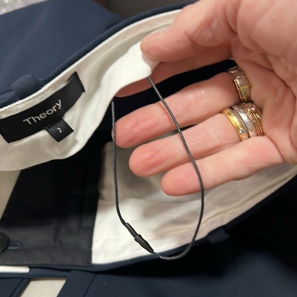 Theory Navy NWOT Tailored Stretch Trouser Size 2 - Picture 7 of 10